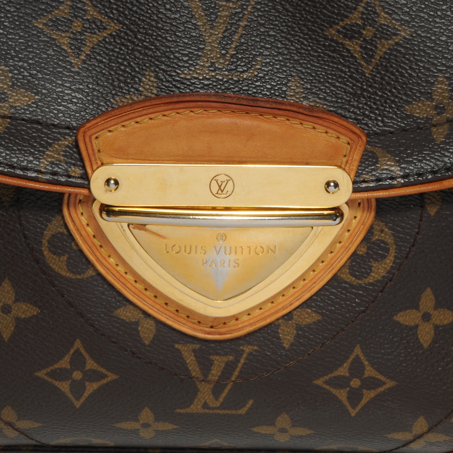 Monogram Beverly MM