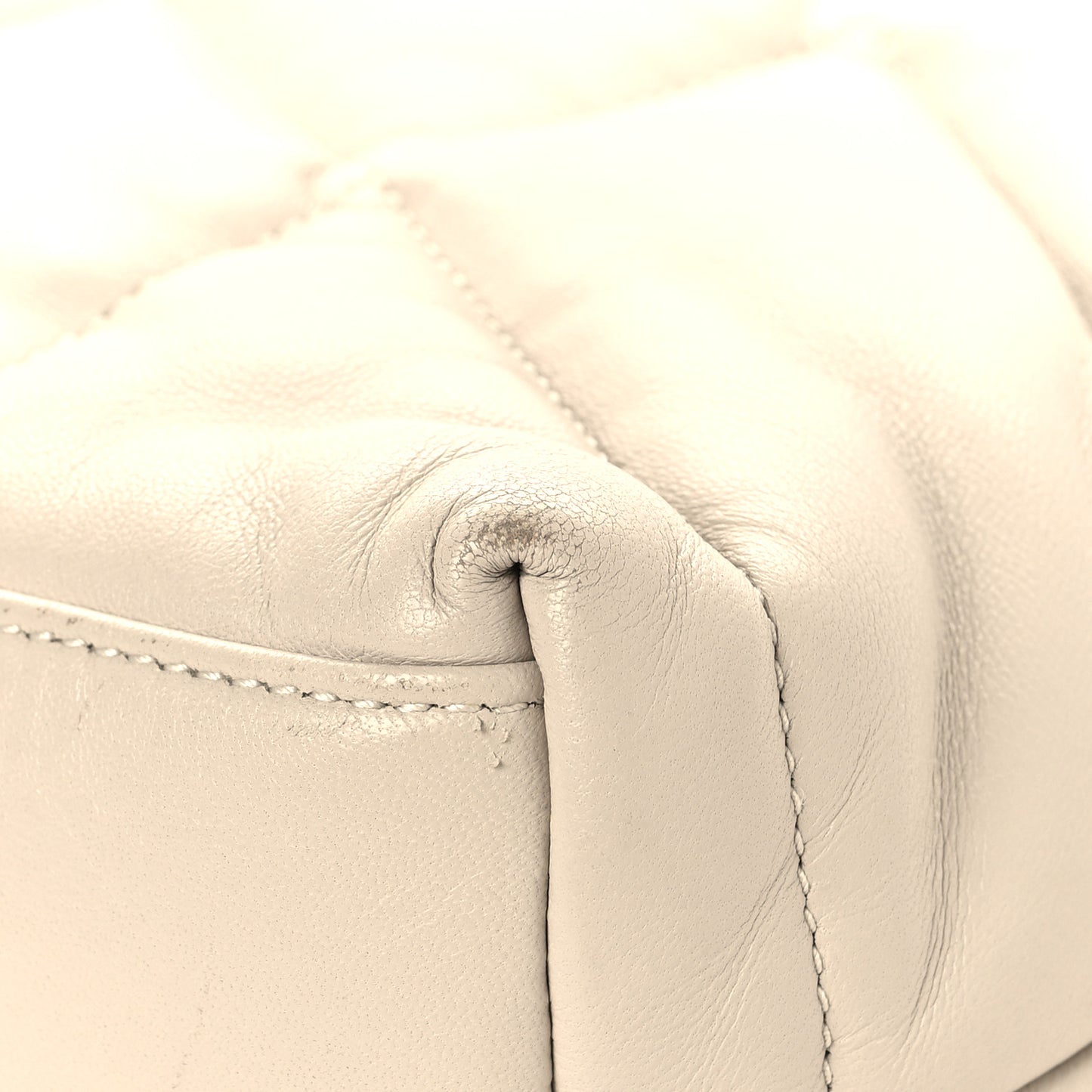 Lambskin Quilted Small Loulou Puffer Monogram Chain Satchel Blanc Vintage