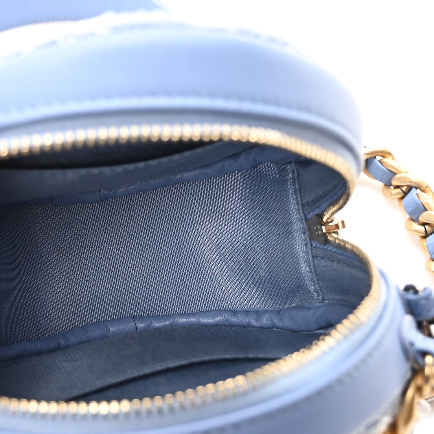 Chanel Sequin Chanel 19 Round Clutch With Chain Light Blue 5 of 10