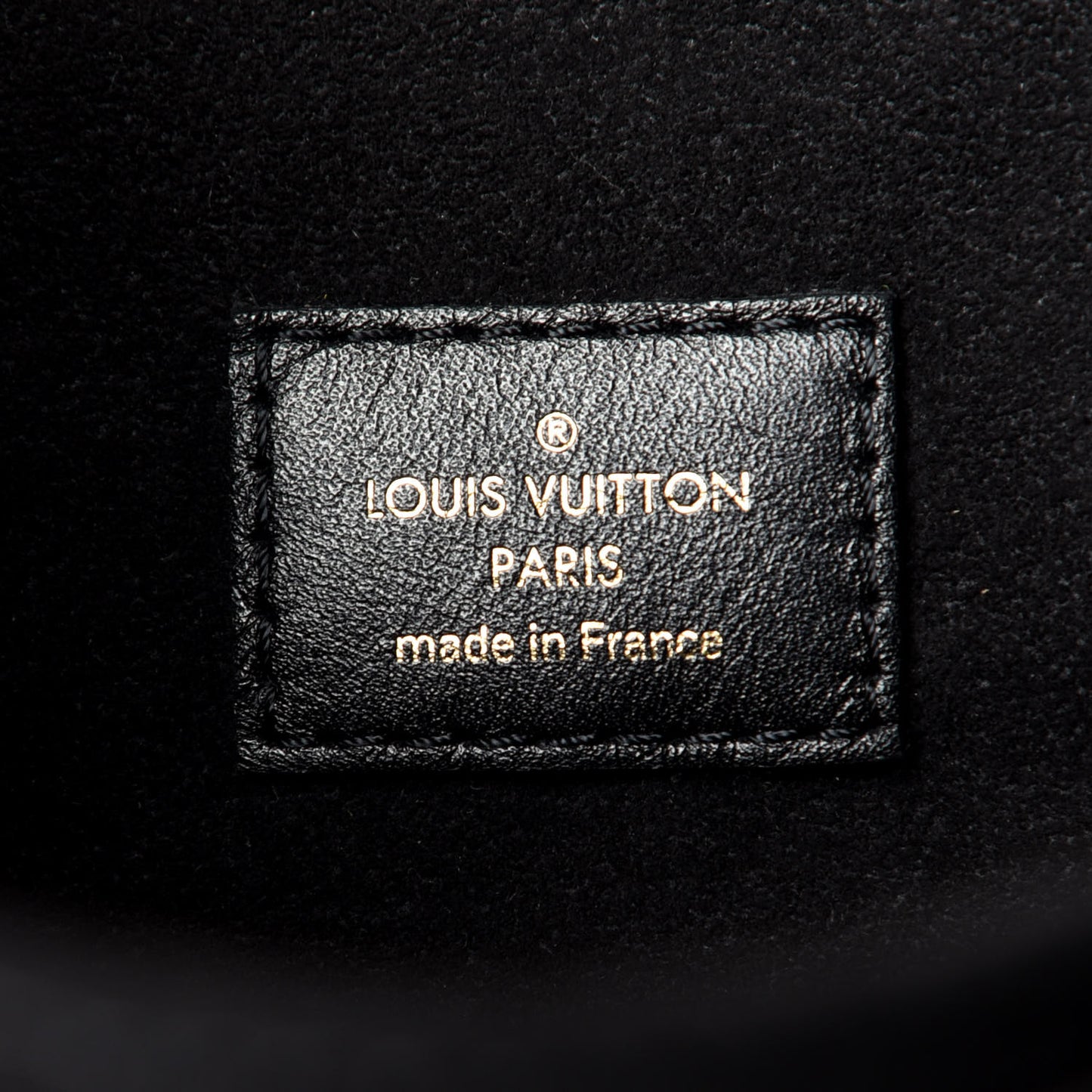 Reverse Monogram Pochette Metis