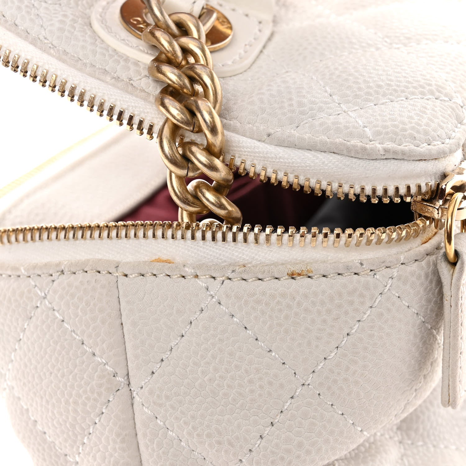 Chanel Iridescent Grained Calfskin Globe Trotter Vanity Case White 12 of 12