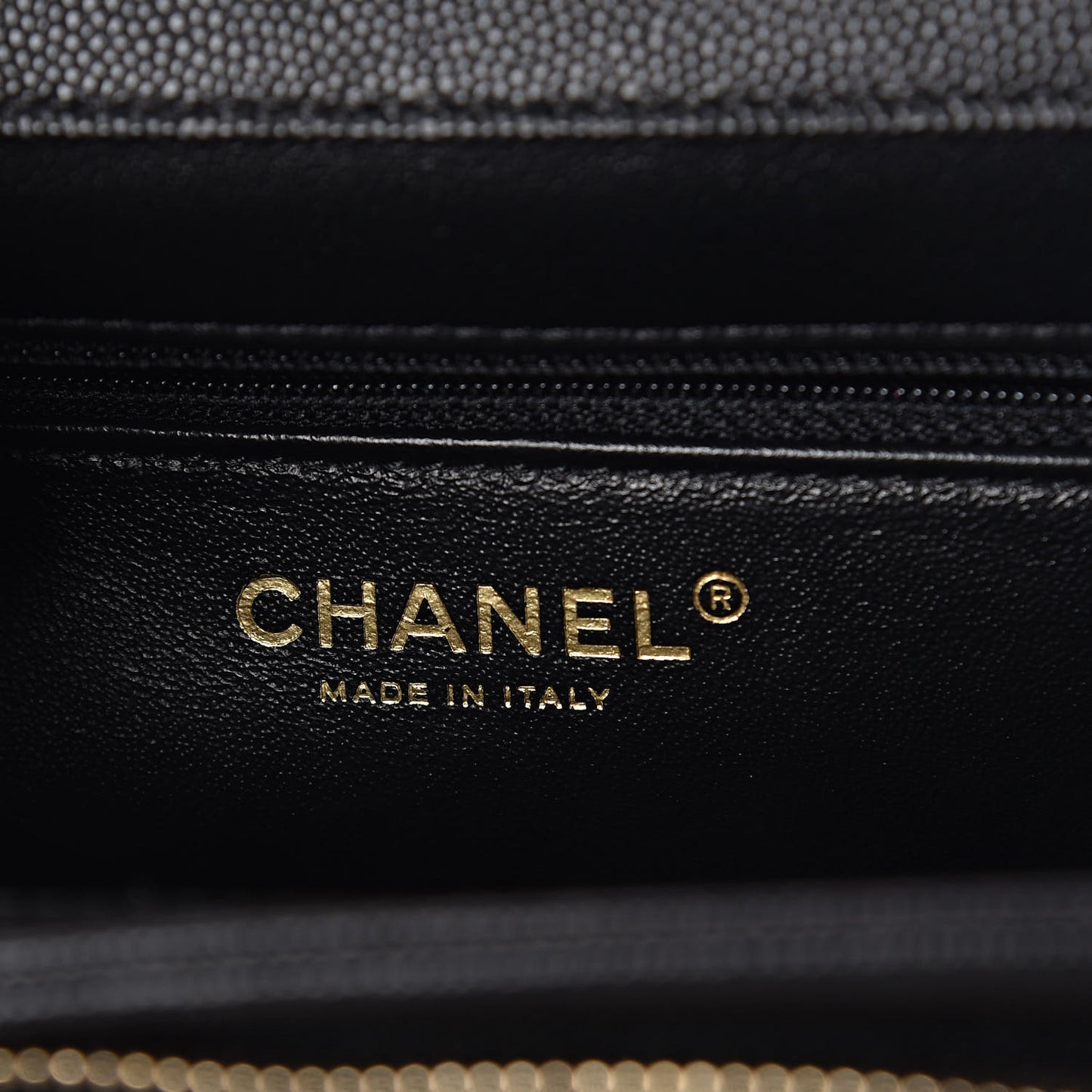 Caviar Quilted Medium Business Affinity Flap Black