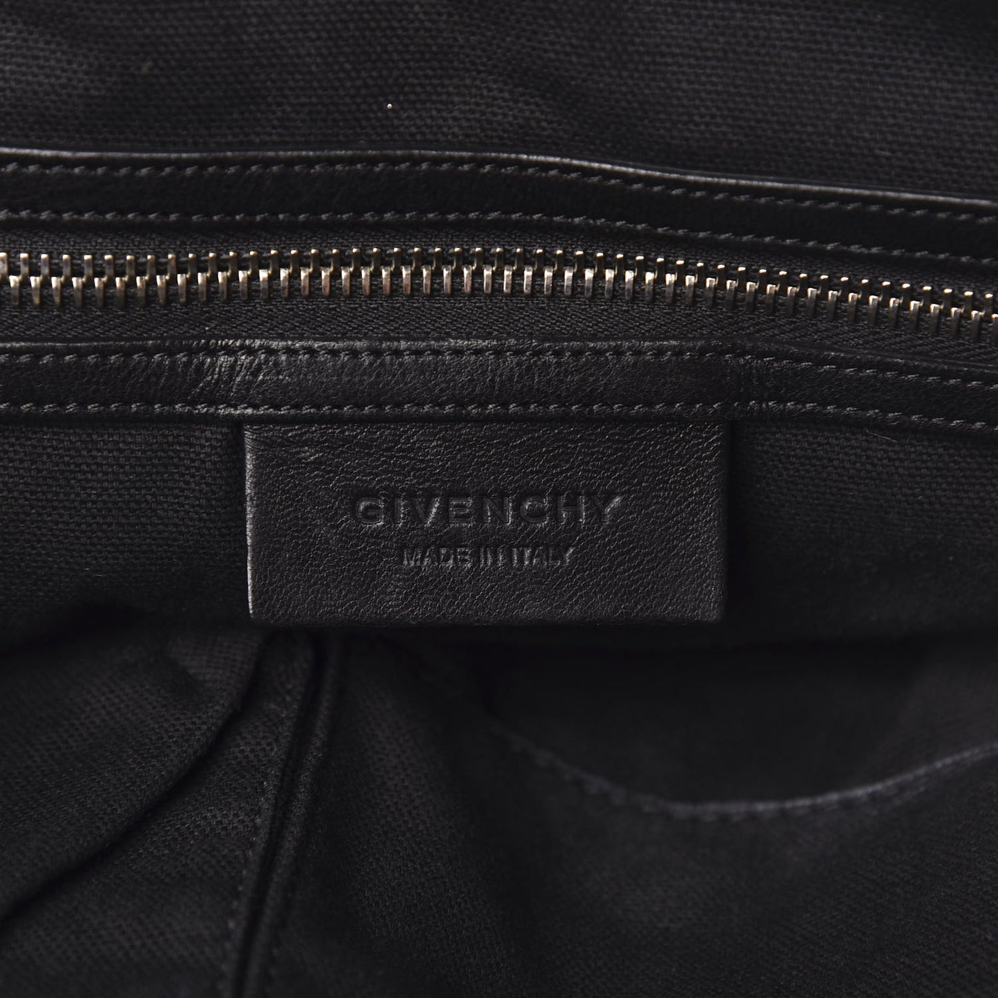 Lambskin Medium Nightingale Black