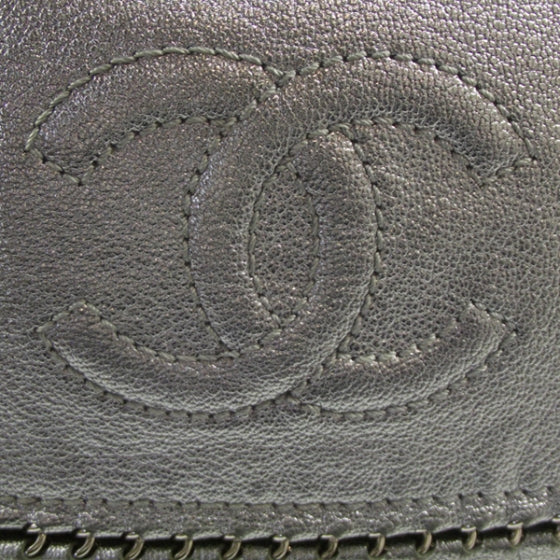 Chanel Luxe Ligne Flap Bag Silver 7 of 13