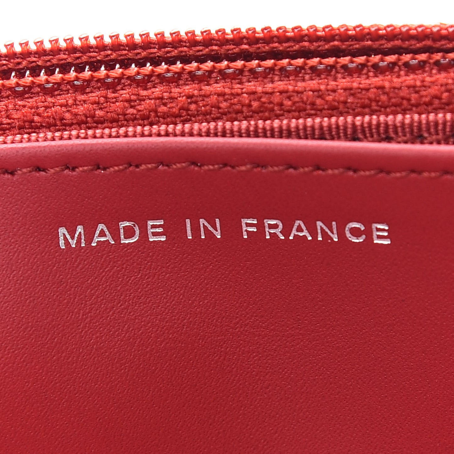 Caviar Quilted Wallet On Chain WOC Red