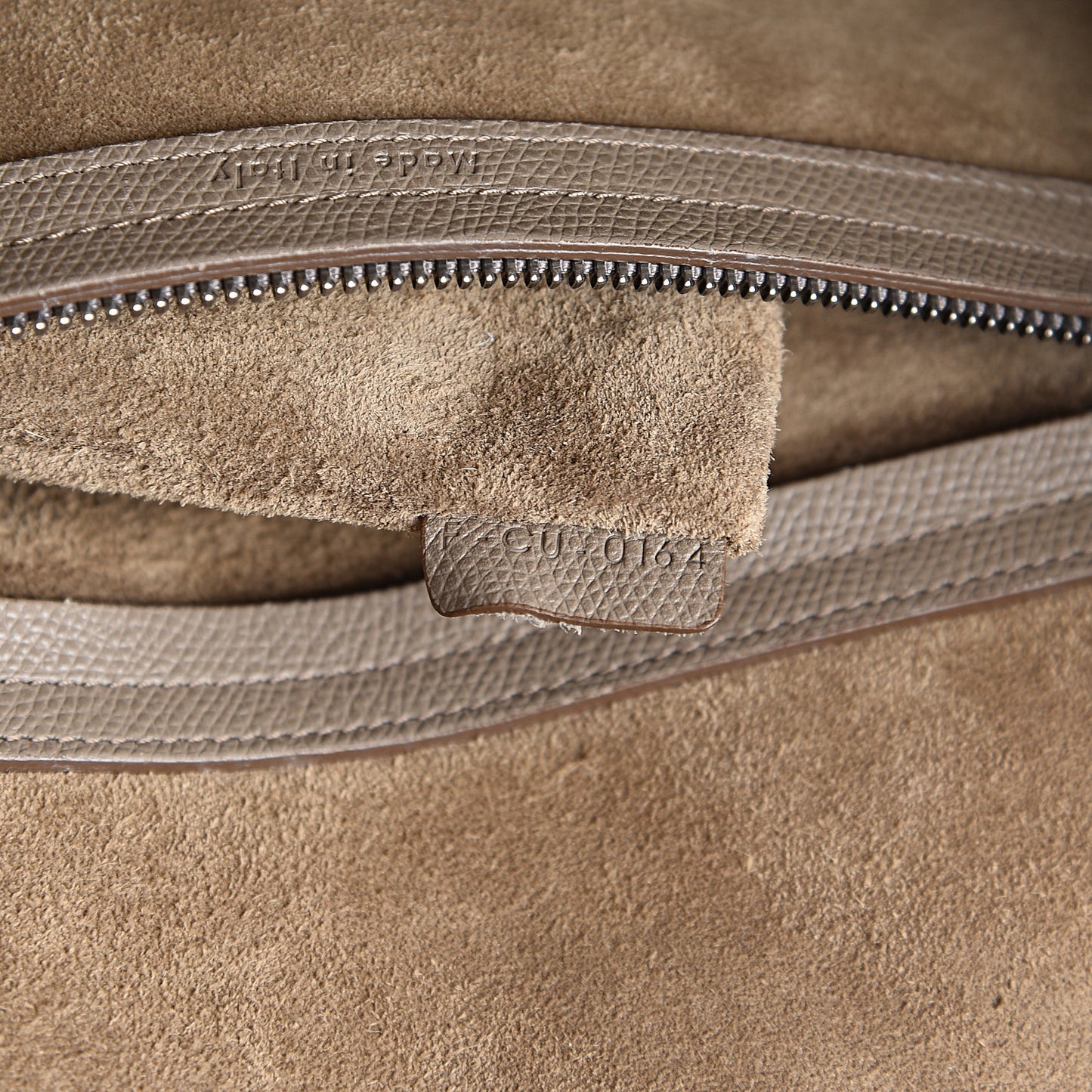 Grained Calfskin Medium Phantom Luggage Taupe