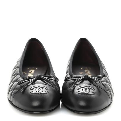 Chanel Aged Calfskin Quilted CC Cap Toe Ballerina Flats 38.5 Black 3 of 9