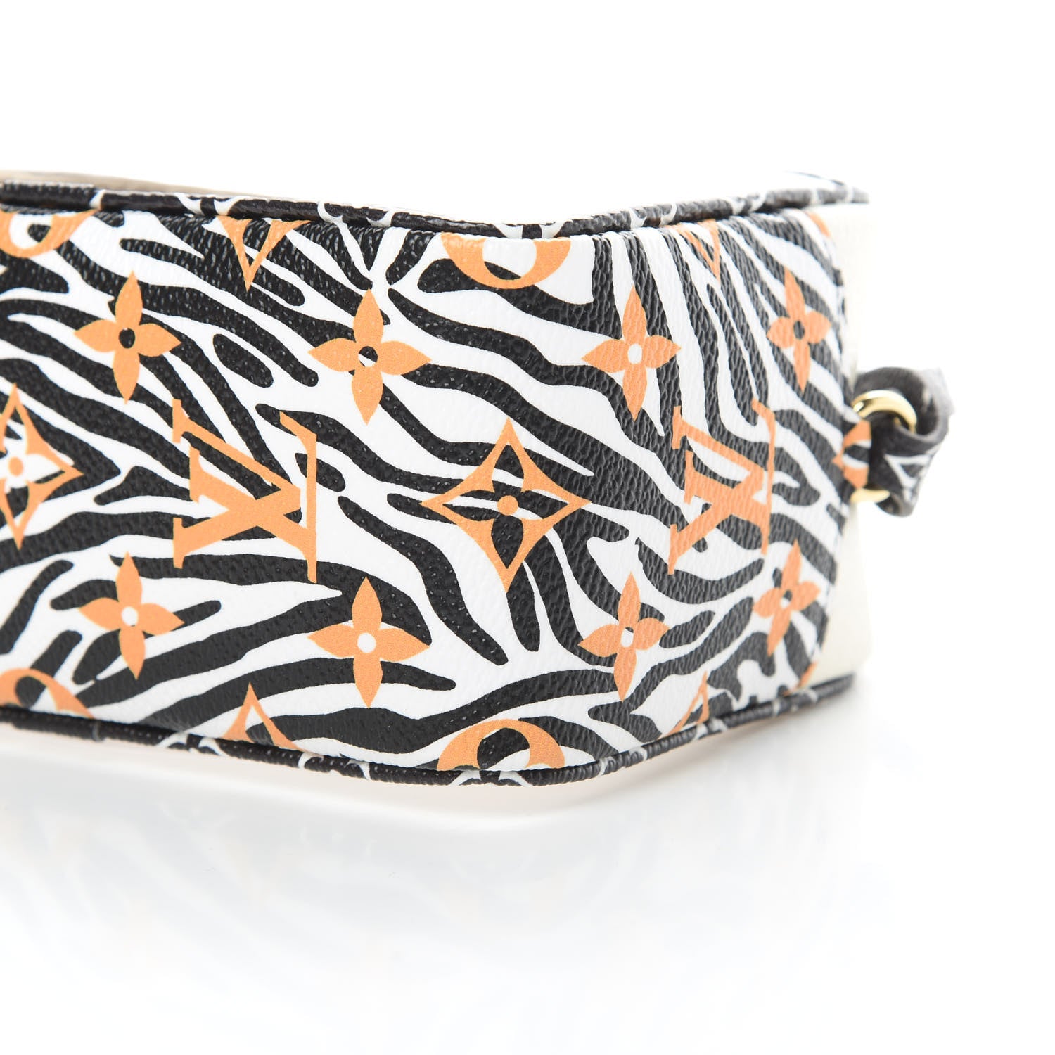 Louis Vuitton Monogram Giant Jungle Beach Pouch Ivory 10 of 11