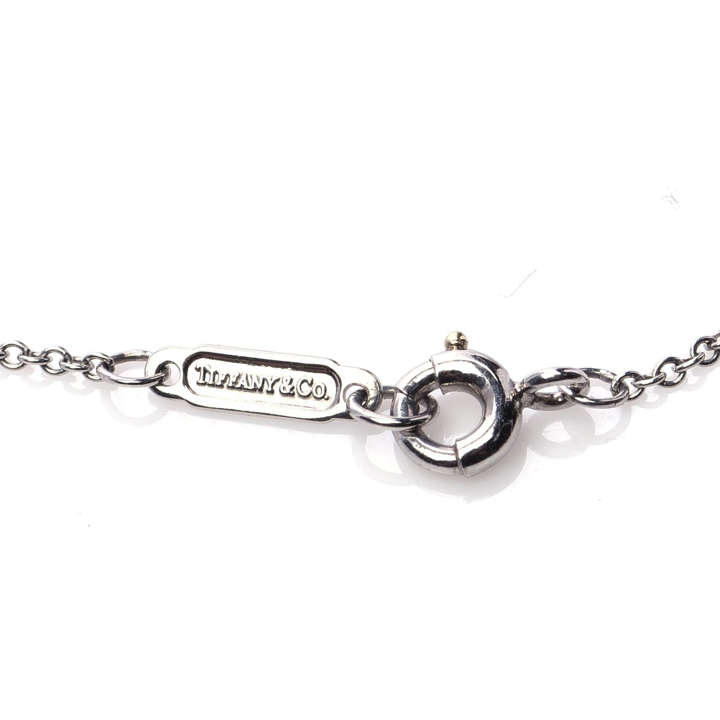 Platinum Diamond .10ctw Flower Pendant Necklace