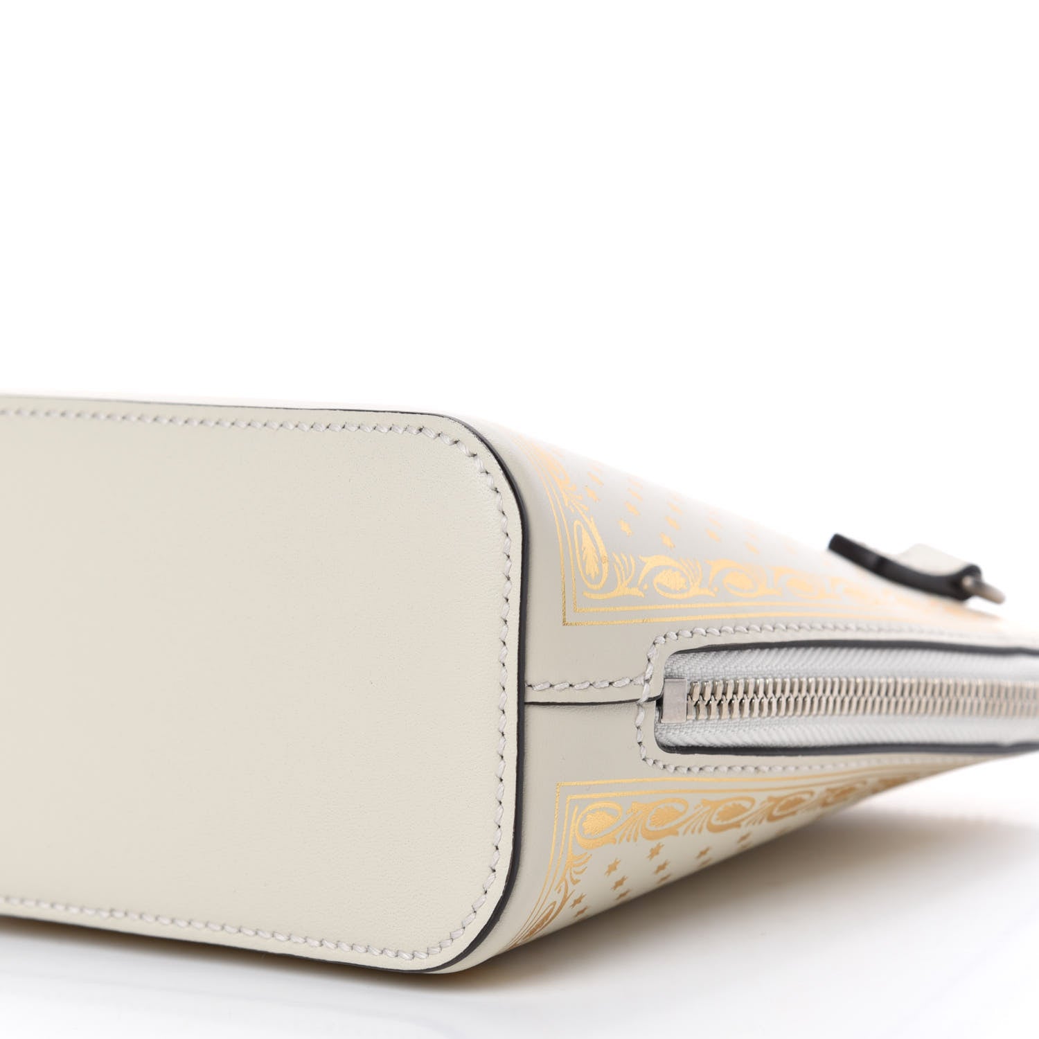 Gucci X SEGA Calfskin GUCCY Stars Mini Dome Shoulder Bag Mystic White Gold 7 of 11