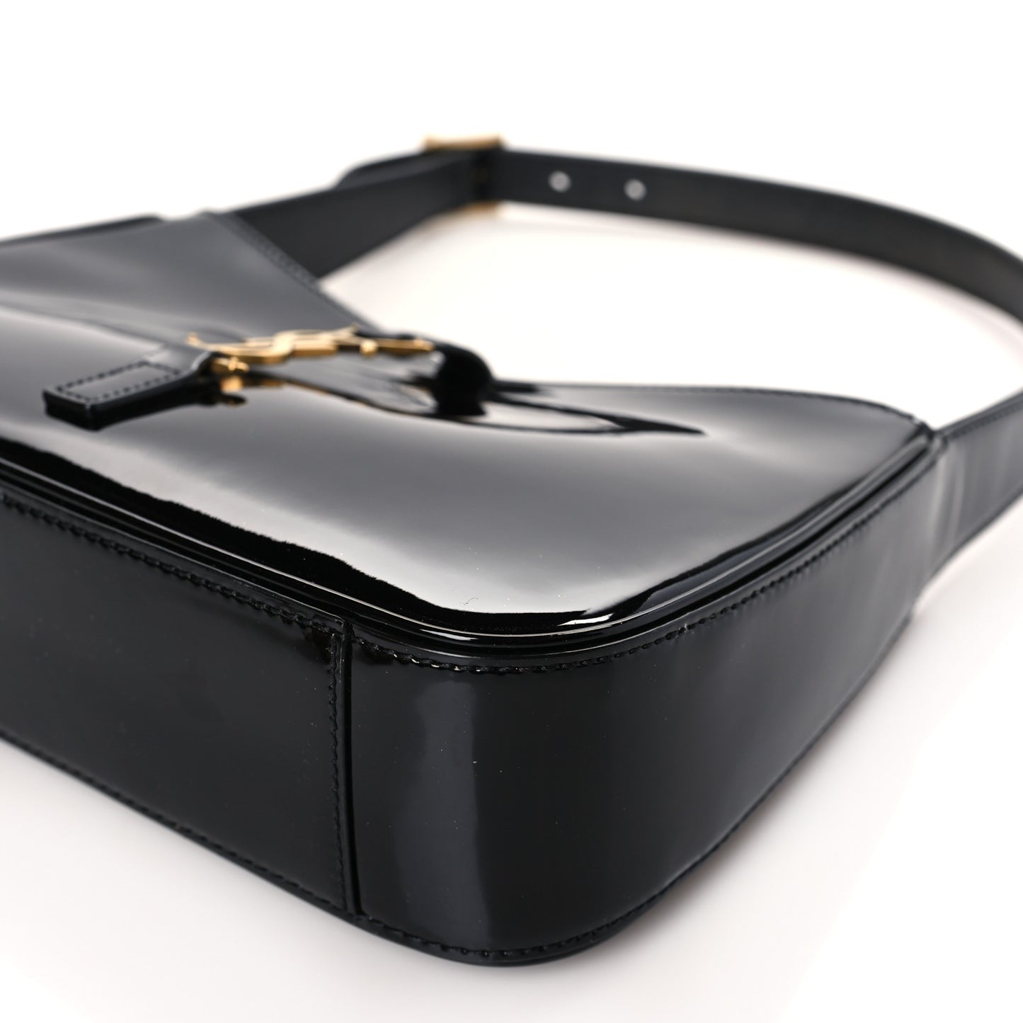 Patent Le 5 A 7 Hobo Black