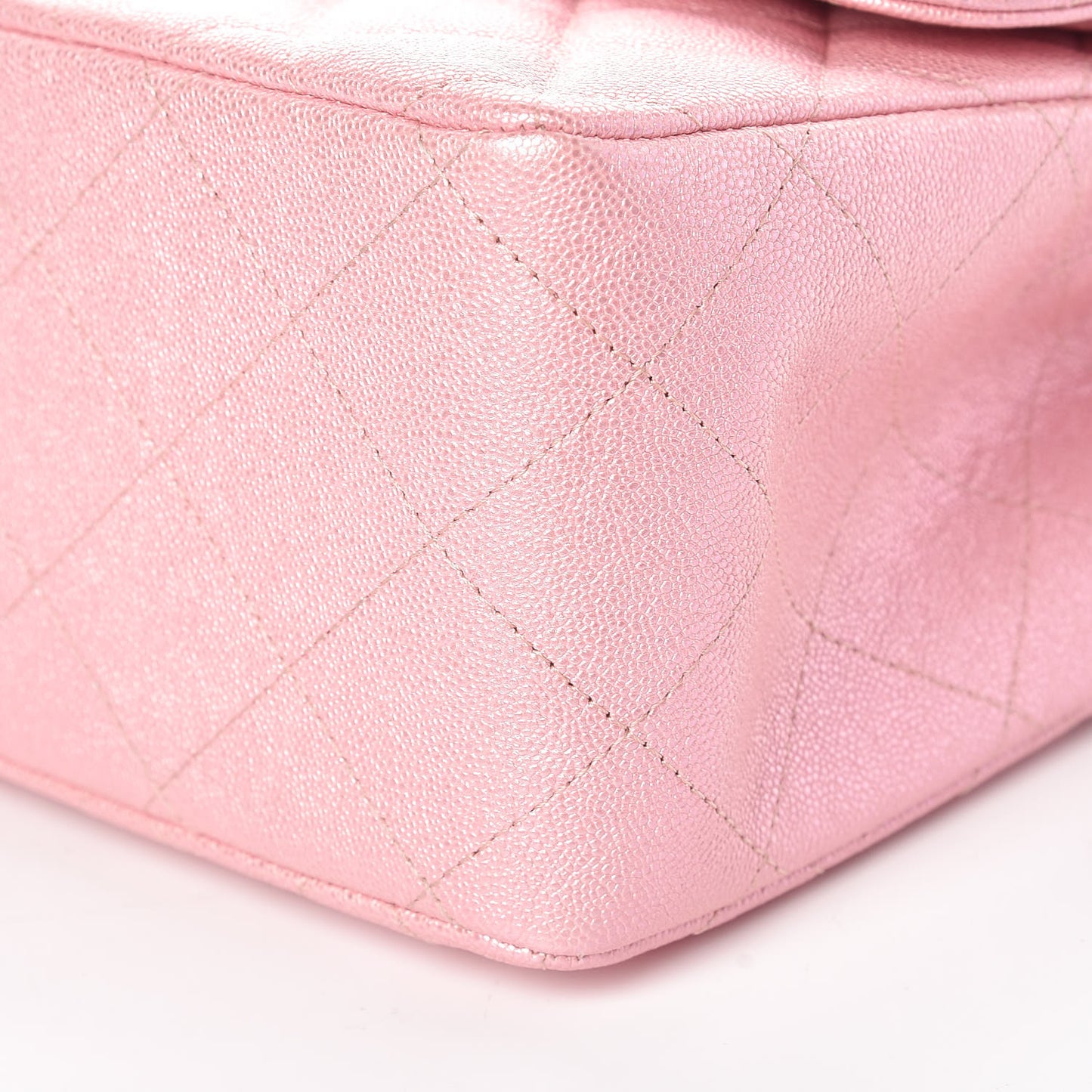 Iridescent Caviar Quilted Jumbo Double Flap Rose Pink