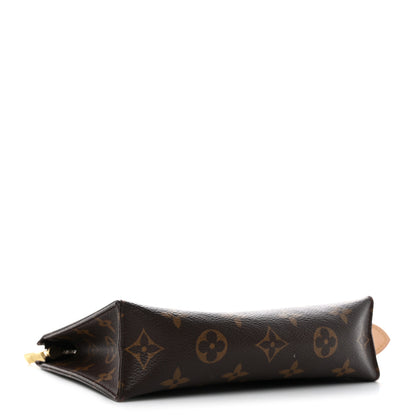Louis Vuitton Monogram Toiletry Pouch 19 4 of 10