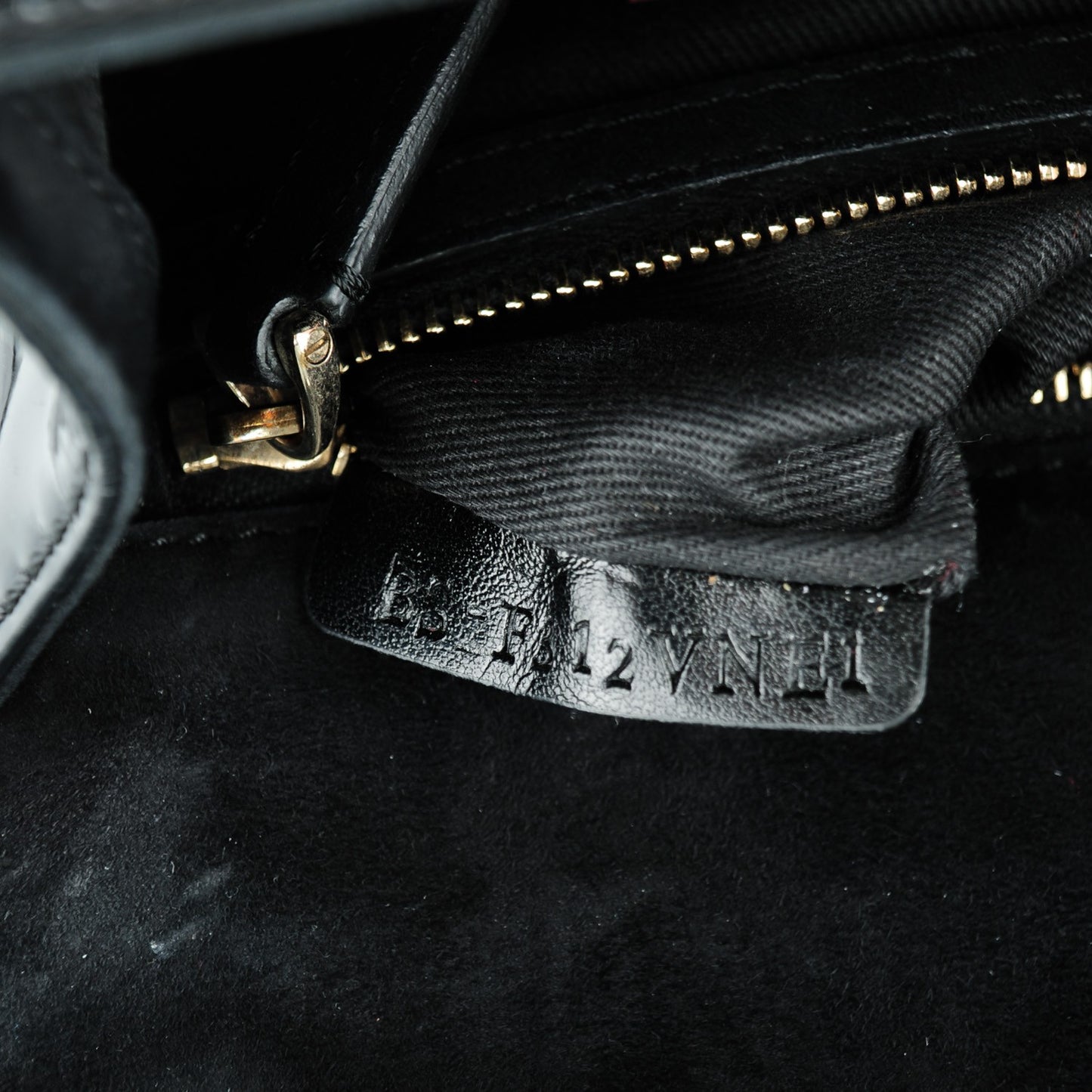 Patent Small Glam Lock Rockstud Flap Black