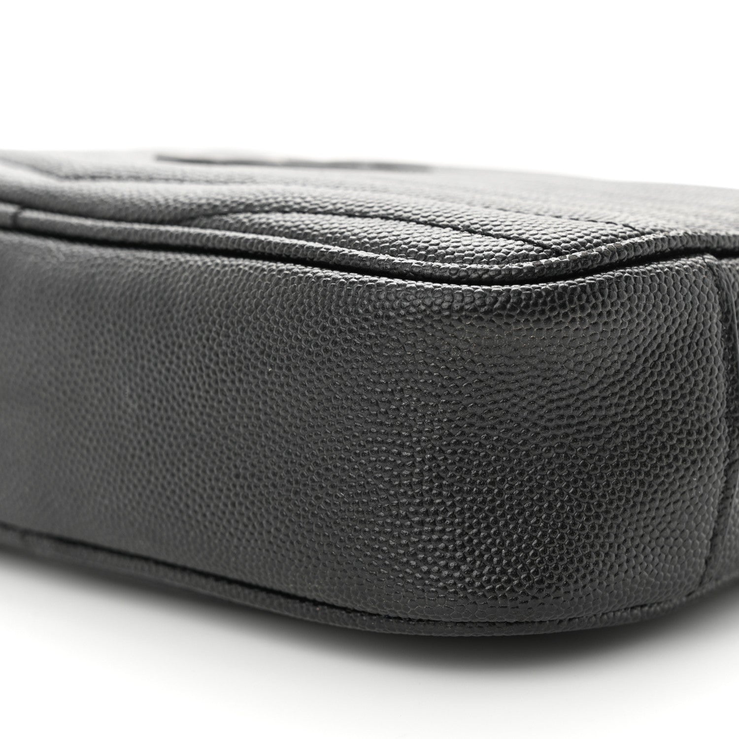 Saint Laurent Grain De Poudre Matelasse Monochrome Monogram Mini Lou Camera Bag Black 10 of 13