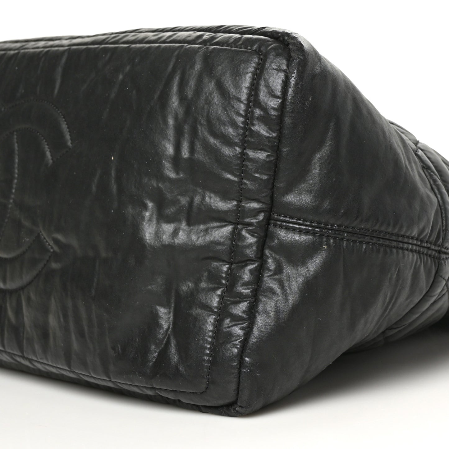 Coated Canvas Quilted Garment Travel Bag Black