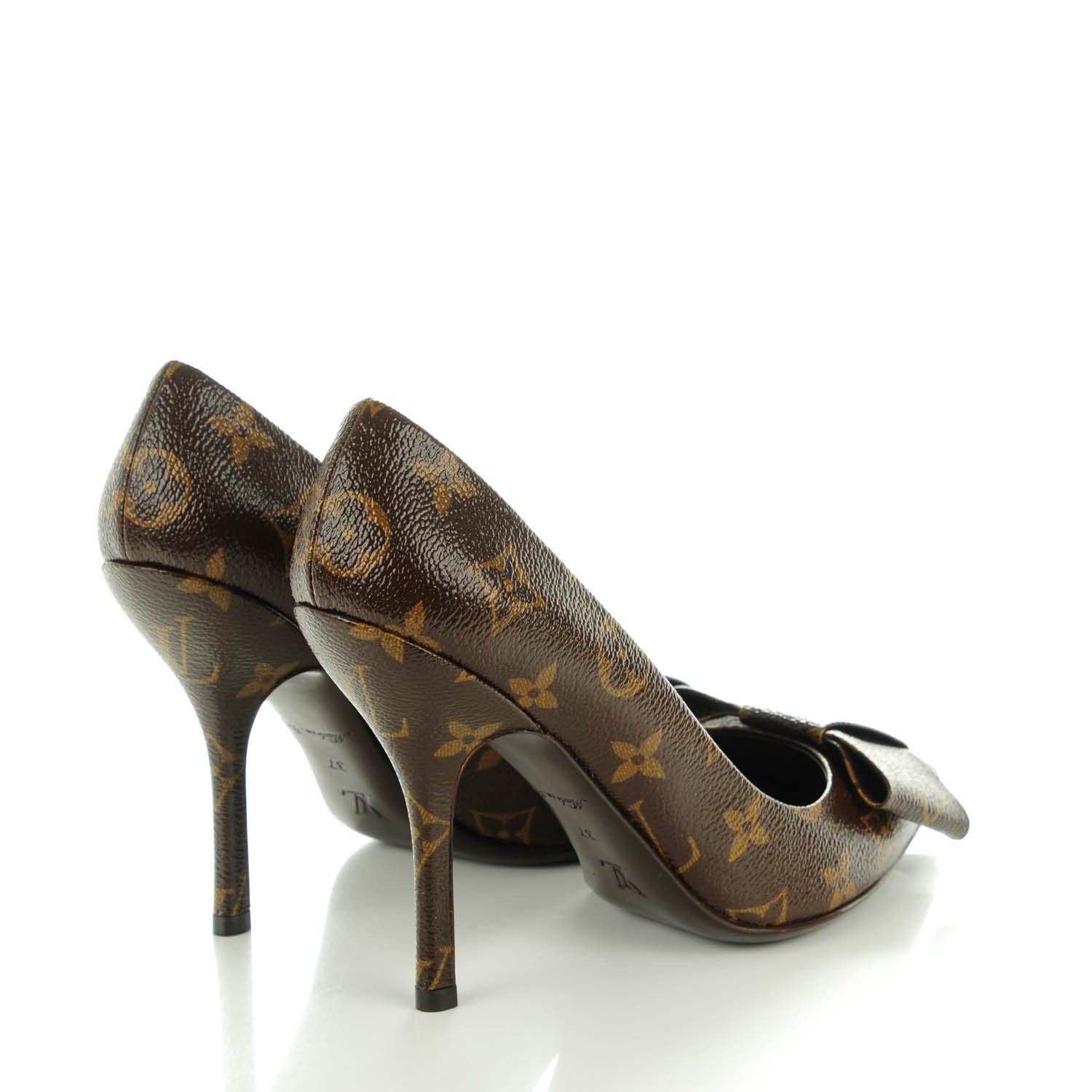 Louis Vuitton Patent Monogram Louise Pumps 37 4 of 8