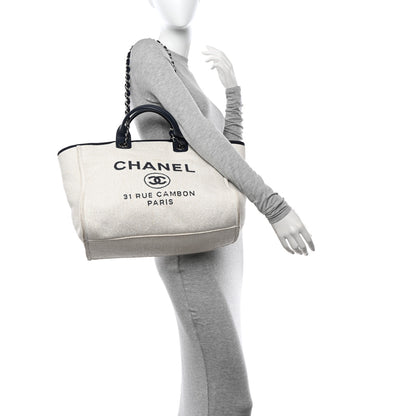 Chanel Woven Straw Raffia Medium Deauville Tote White Navy 2 of 15