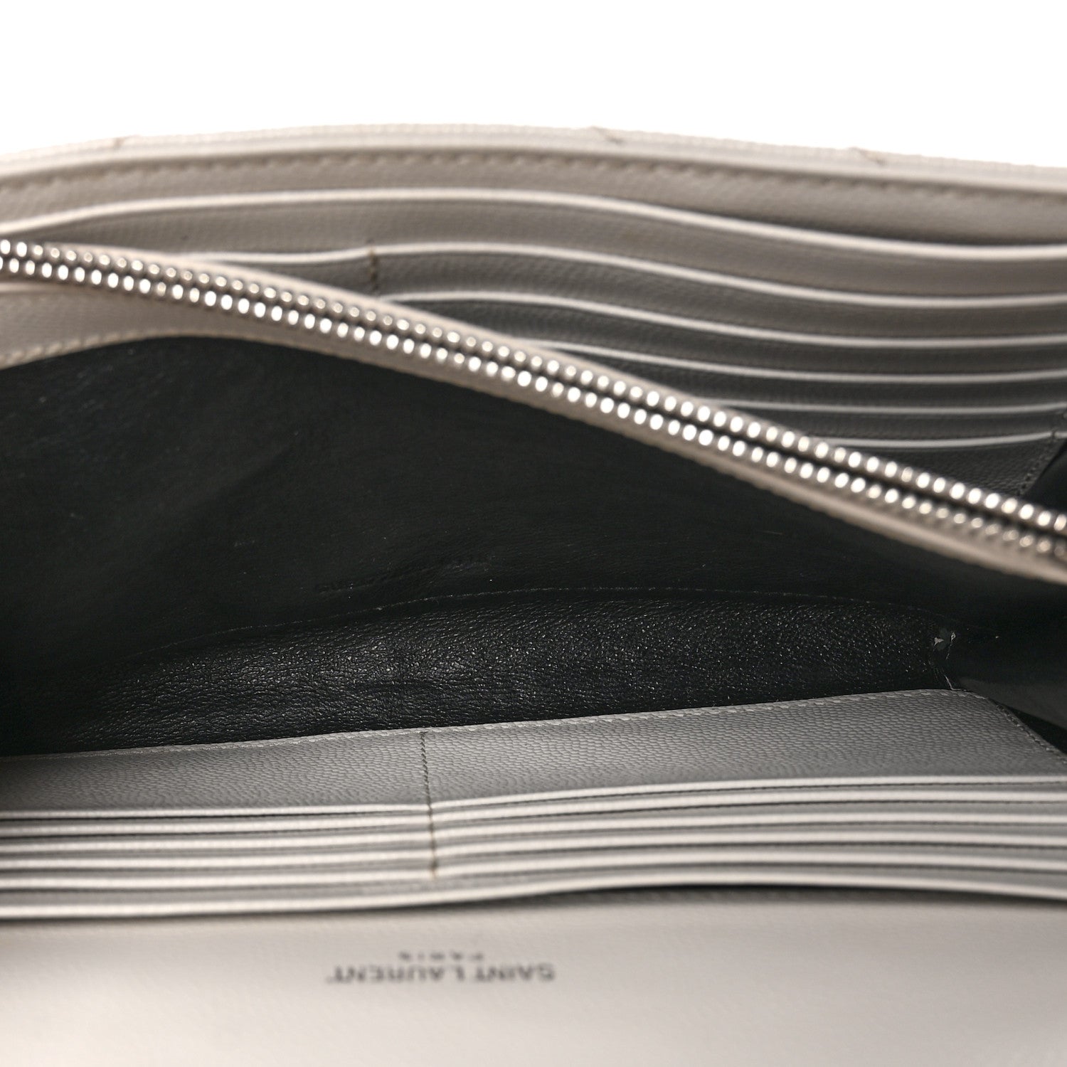 Saint Laurent Grain De Poudre Matelasse Chevron Monogram Chain Wallet Crema Soft 6 of 10