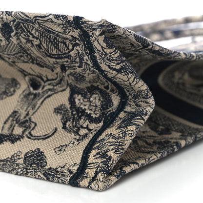 Christian Dior Canvas Embroidered Large Dioriviera Toile De Jouy Book Tote Black 9 of 9