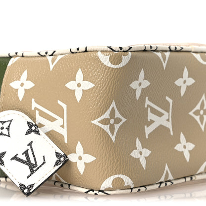 Louis Vuitton Monogram Giant Beach Pouch Kaki 8 of 12