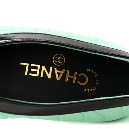 Chanel Crocodile Embossed Patent Calfskin Pumps 39 Green Black 8 of 10