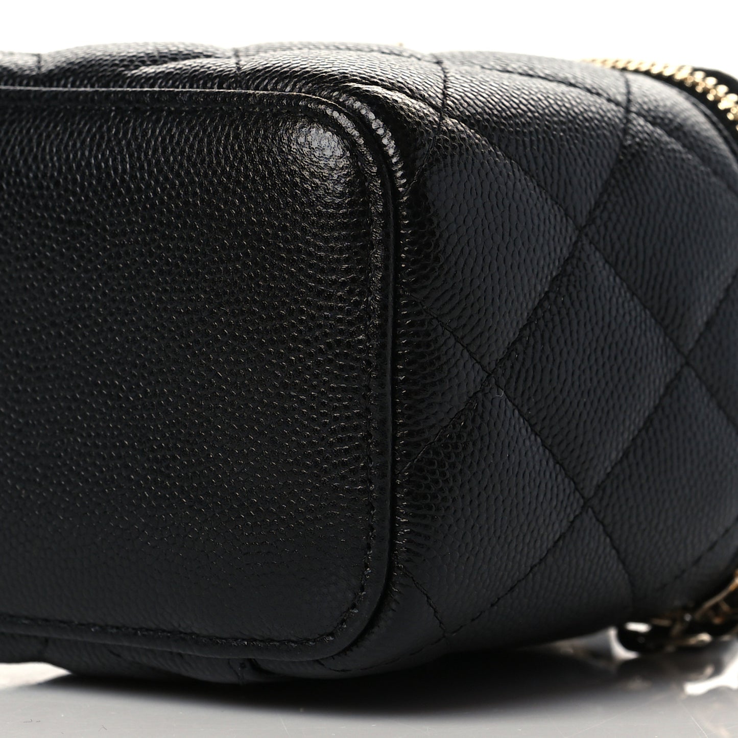 Caviar Quilted Mini Pearl On Top Vanity Case With Chain Black