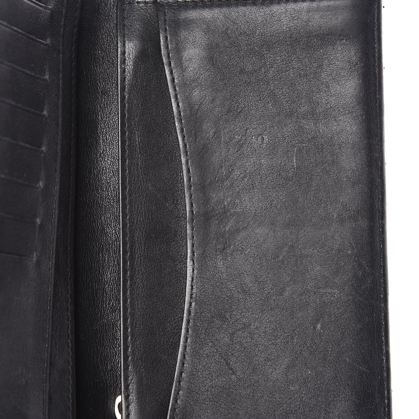 Patent Quilted Yen Wallet Black