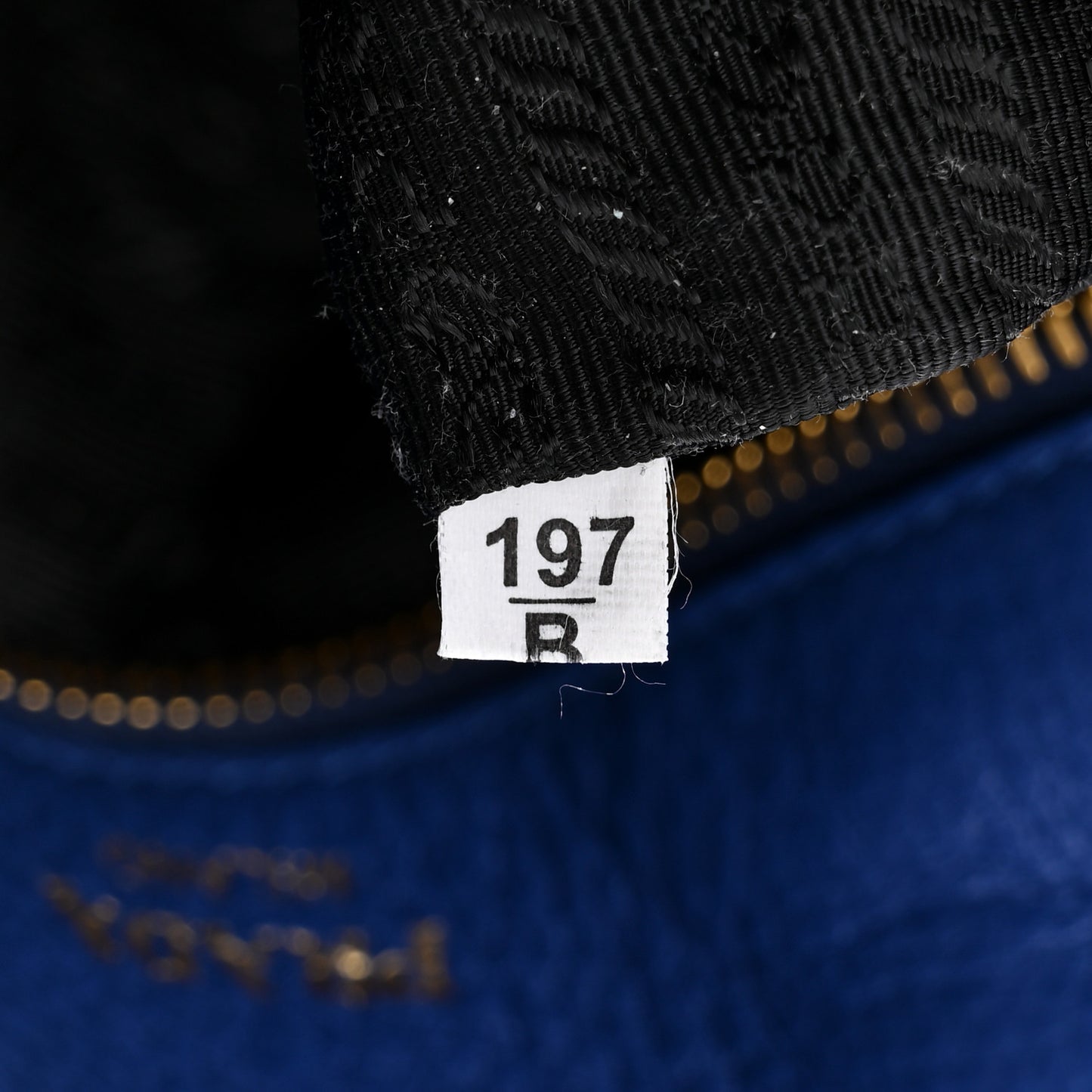 Vitello Phenix Satchel Royal