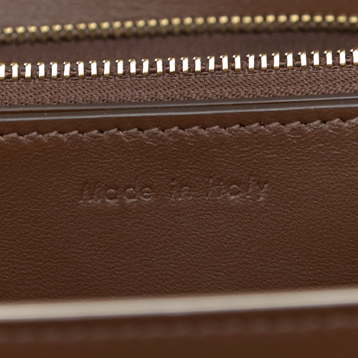 Box Calfskin Medium Classic Box Flap Bag Camel