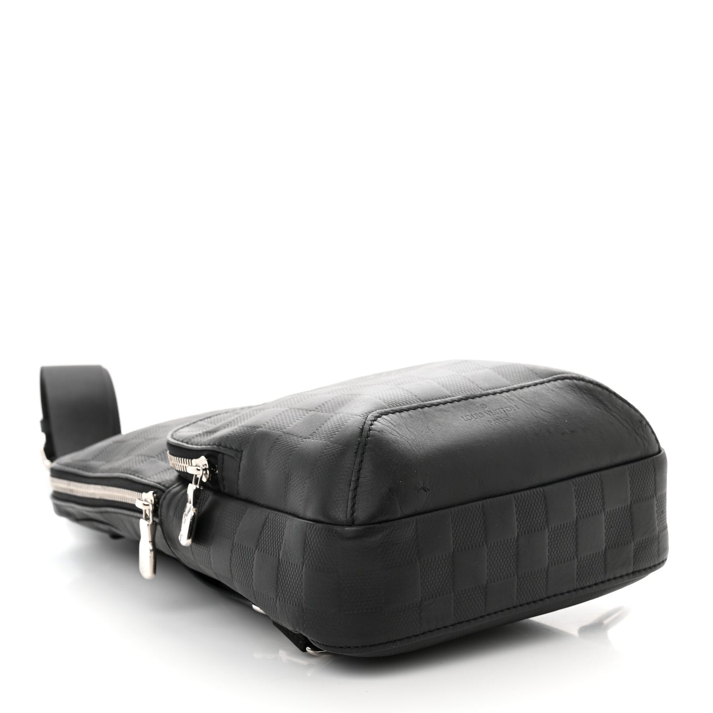 Damier Infini Avenue Sling Bag Onyx