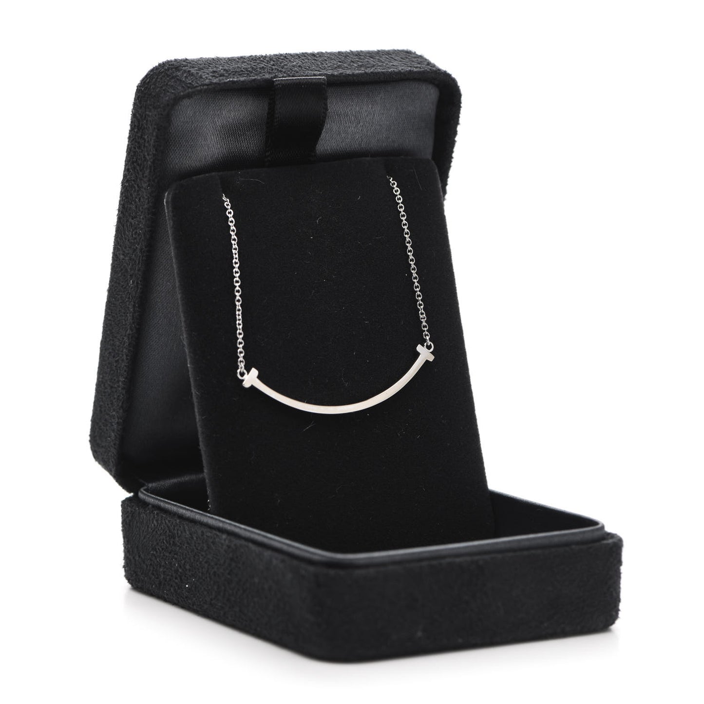 18K White Gold Small T Smile Pendant Necklace
