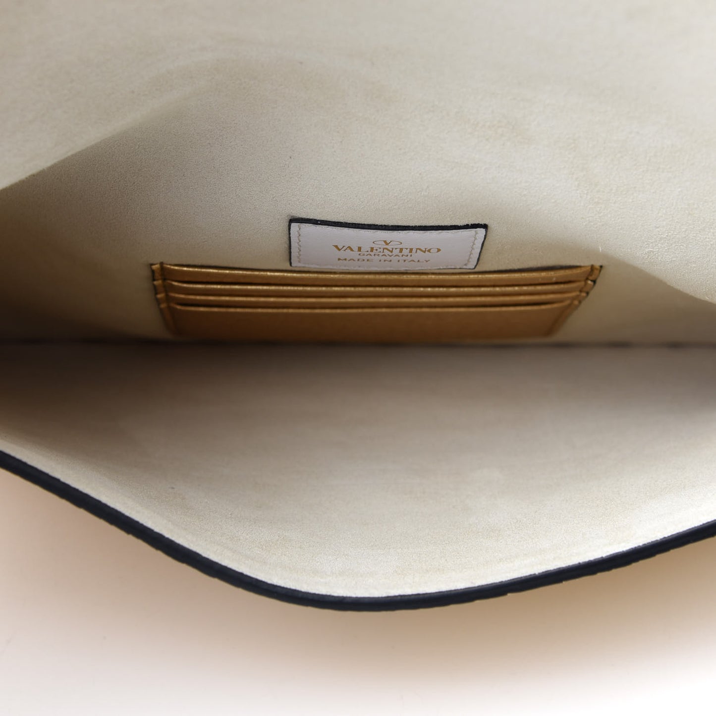 Metallic Pebbled Calfskin Large Rockstud Envelope Clutch Gold