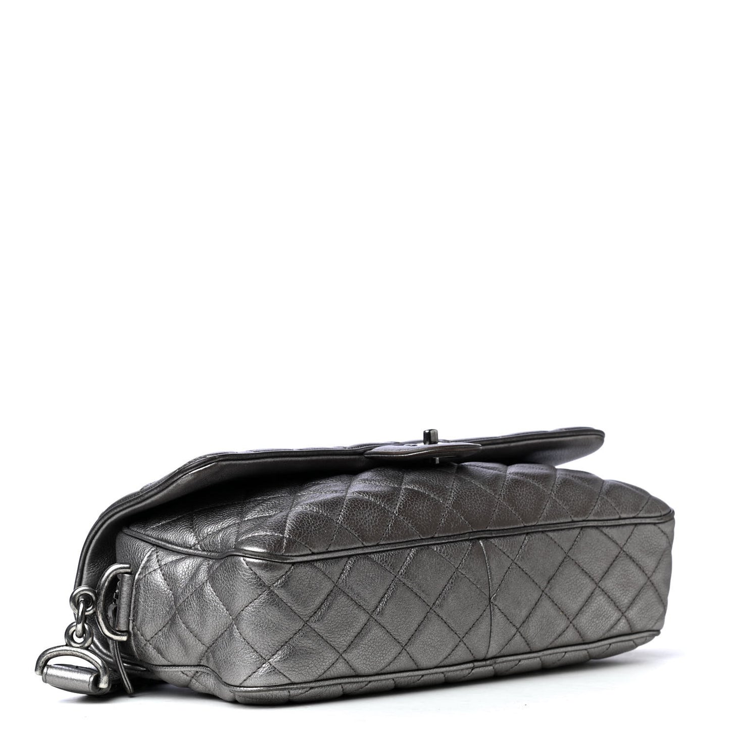 Metallic Calfskin Quilted Jumbo Chain Detail Flap Silver