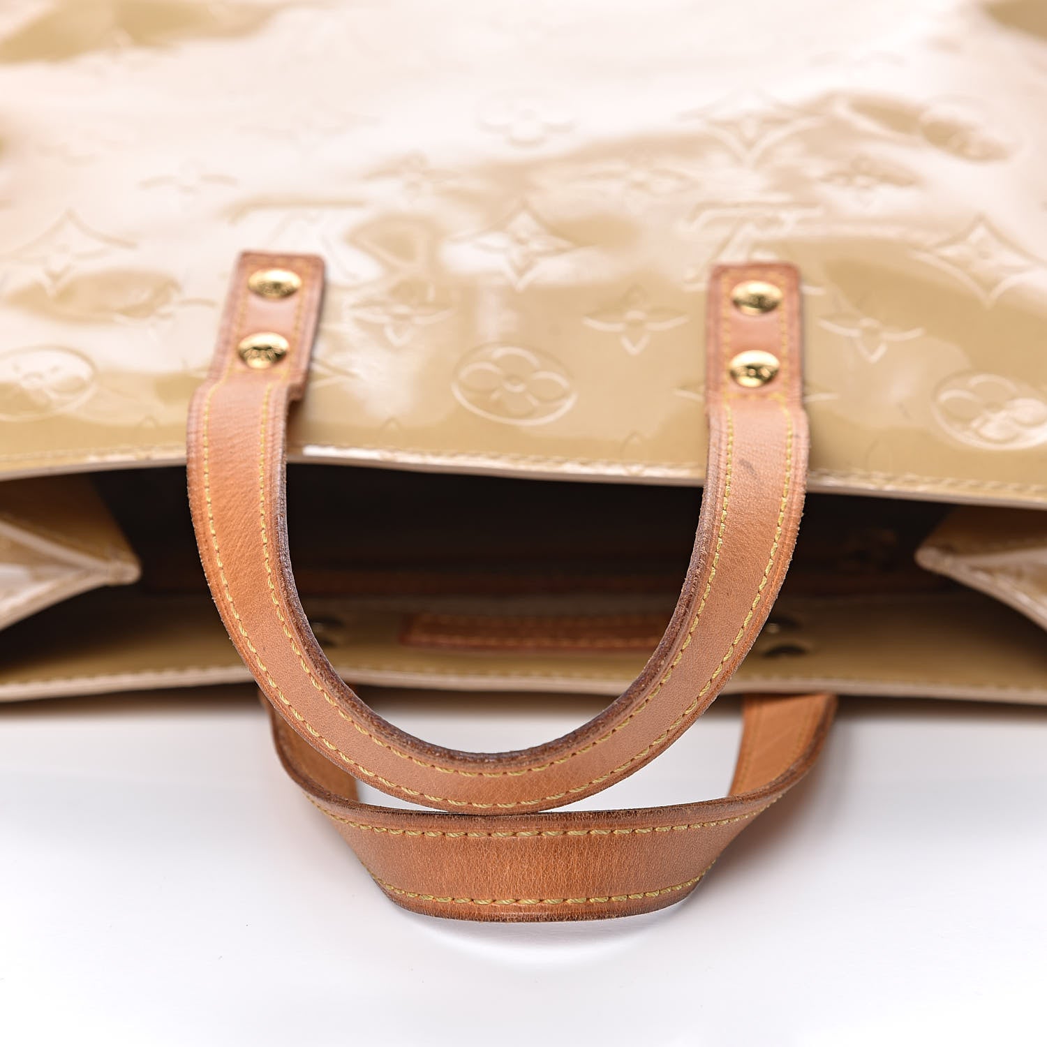 Louis Vuitton Vernis Reade PM Beige 11 of 17