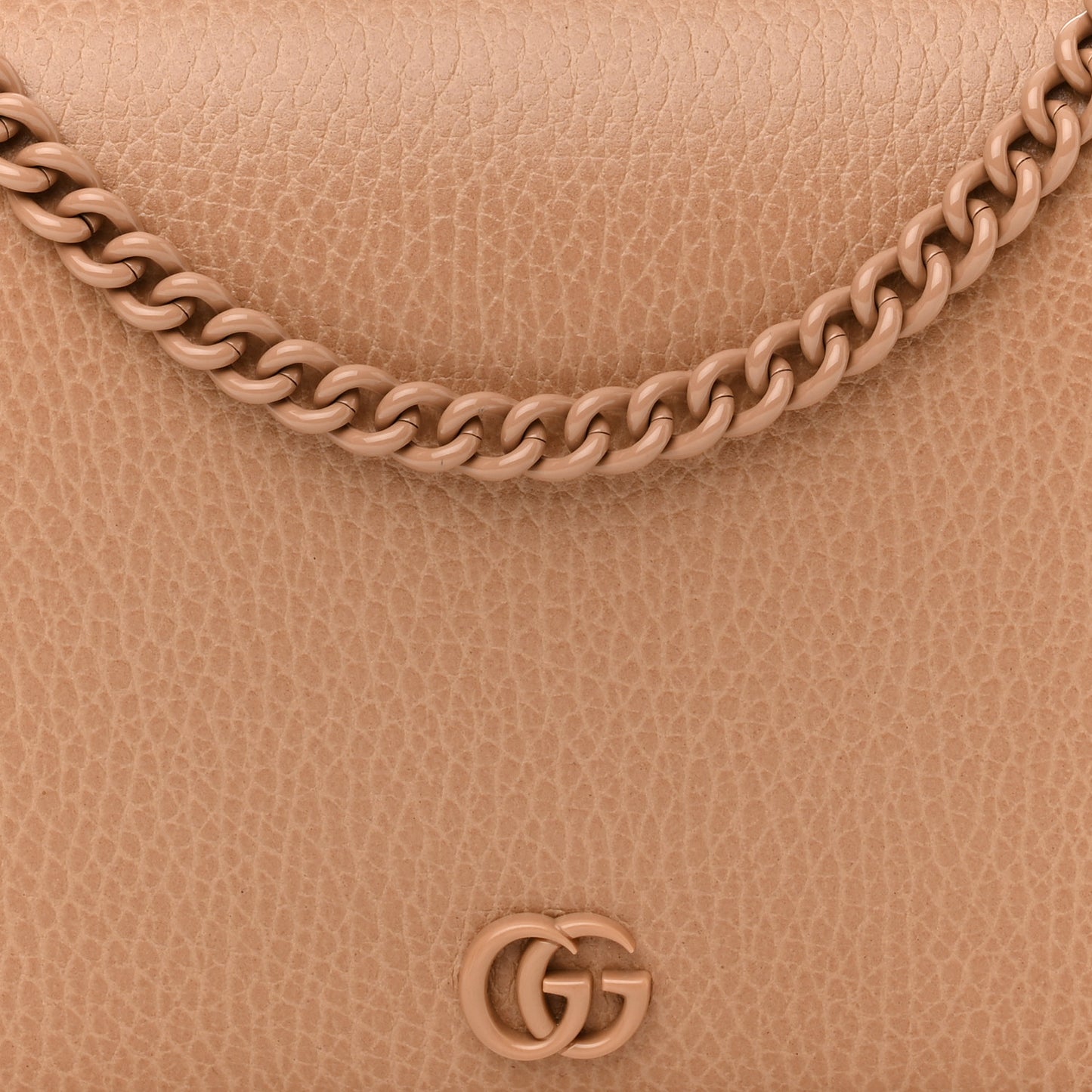 Dollar Calfskin Enamel Monochrome Mini GG Marmont Chain Wallet Camelia