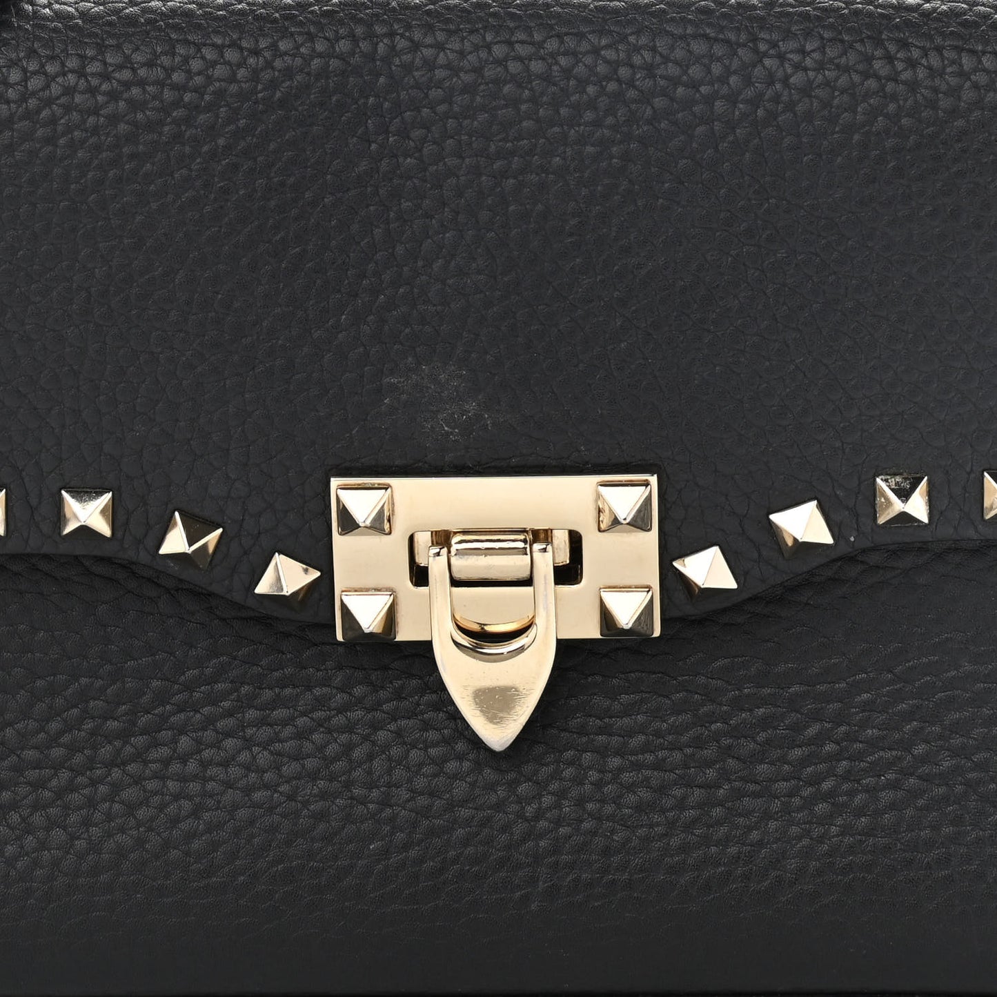 Pebbled Calfskin Medium Rockstud Flip Lock Crossbody Bag Black