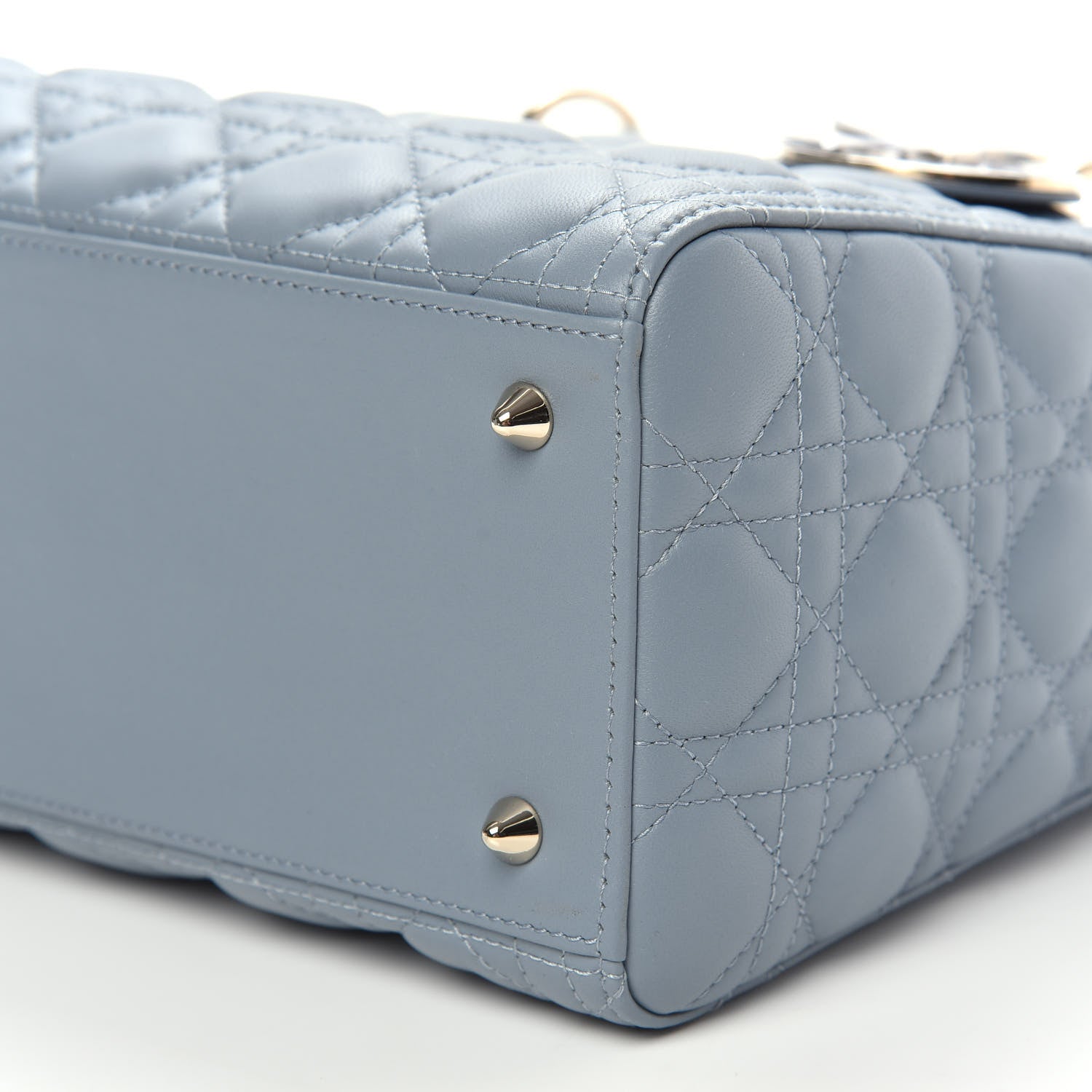 Christian Dior Lambskin Cannage Medium Lady Dior Cloud Blue 10 of 10