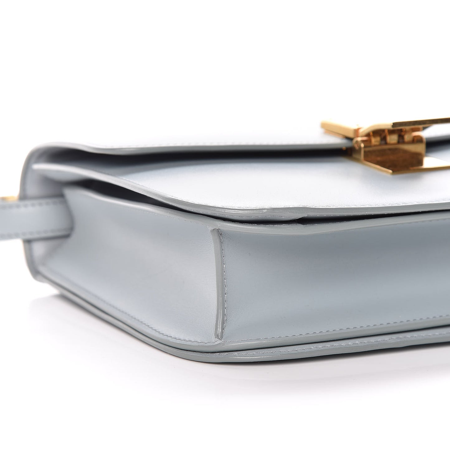 Box Calfskin Medium Classic Box Flap Bag Cloud