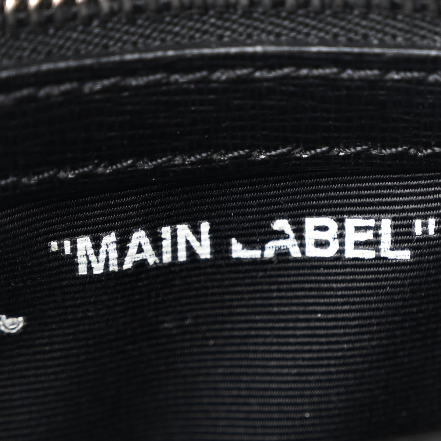 Saffiano Sculpture Binder Clip Shoulder Bag Black