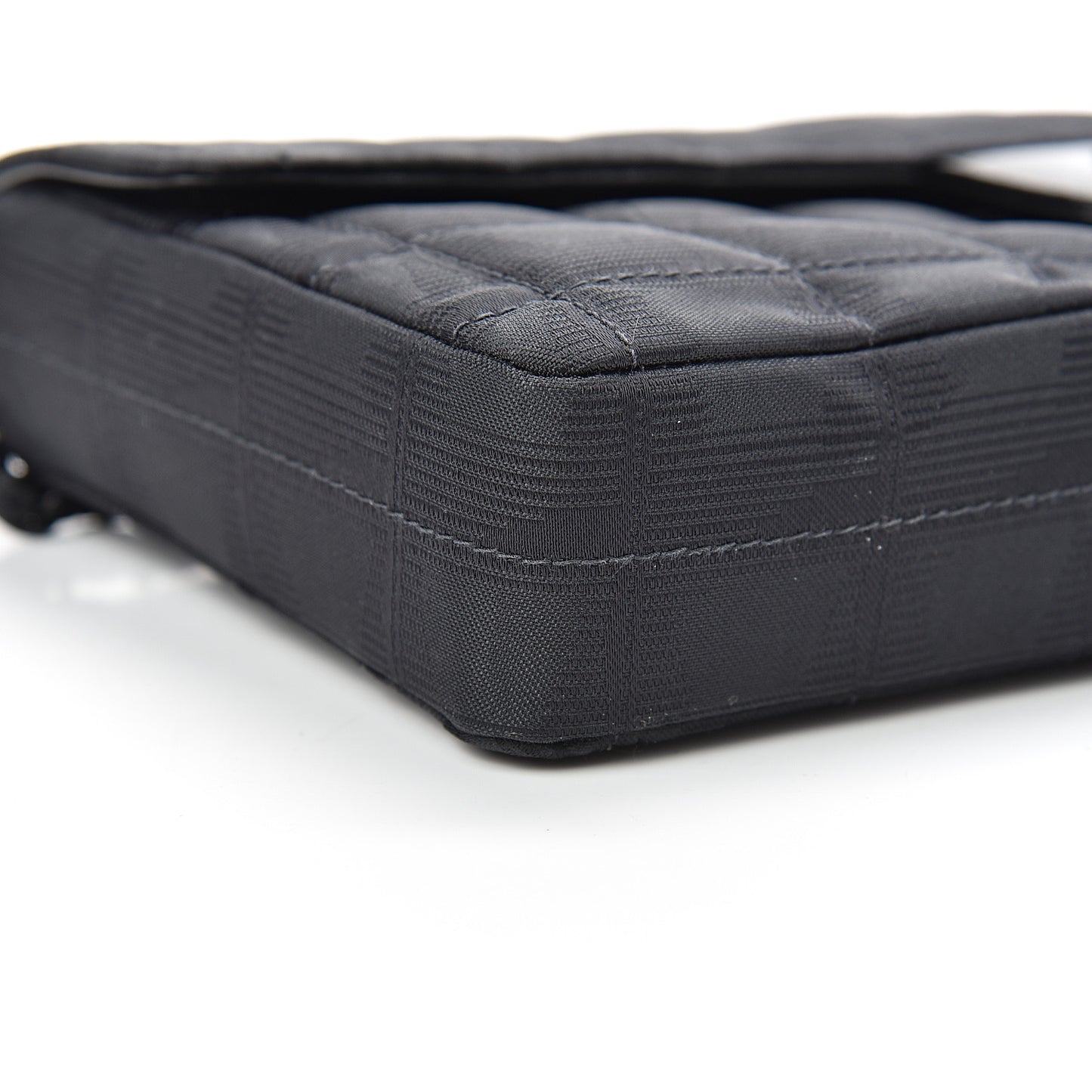 Nylon Travel East West Flap Black