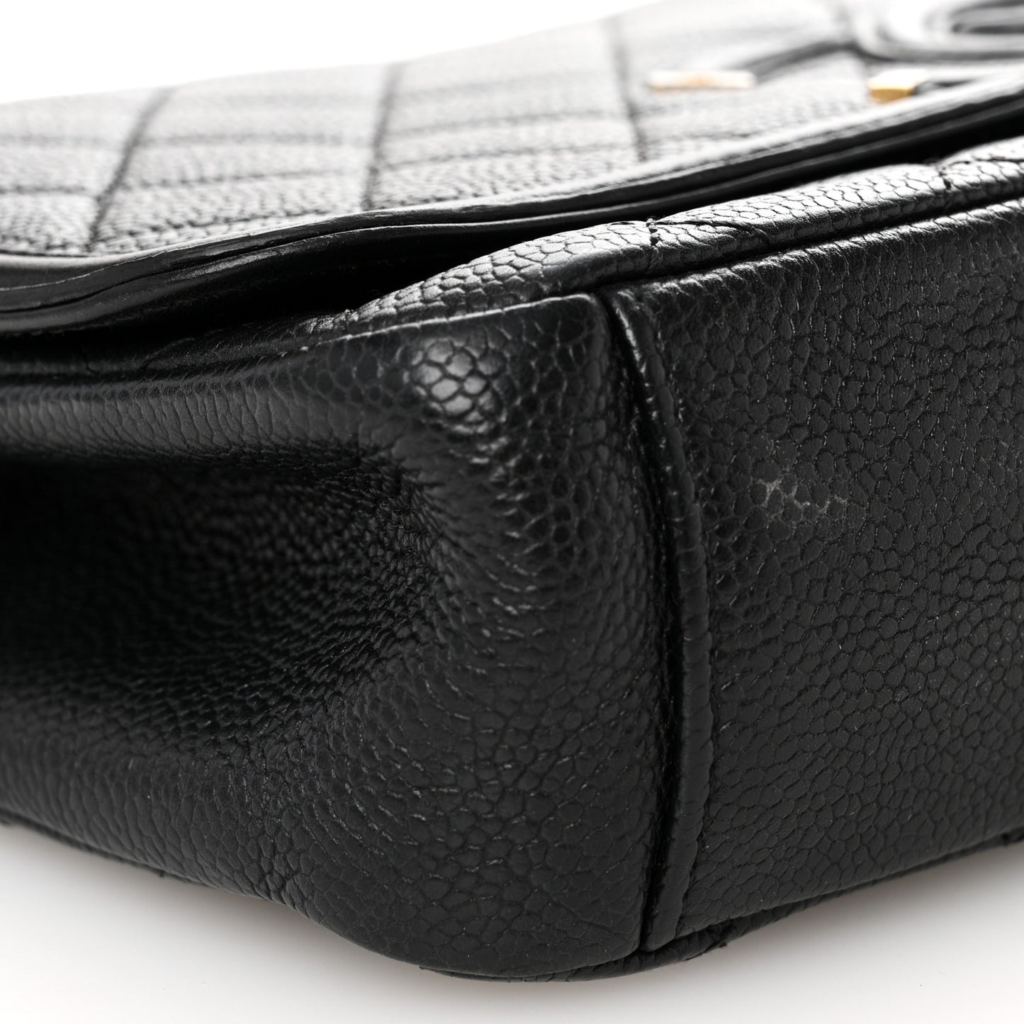 Caviar Quilted Medium CC Filigree Flap Black