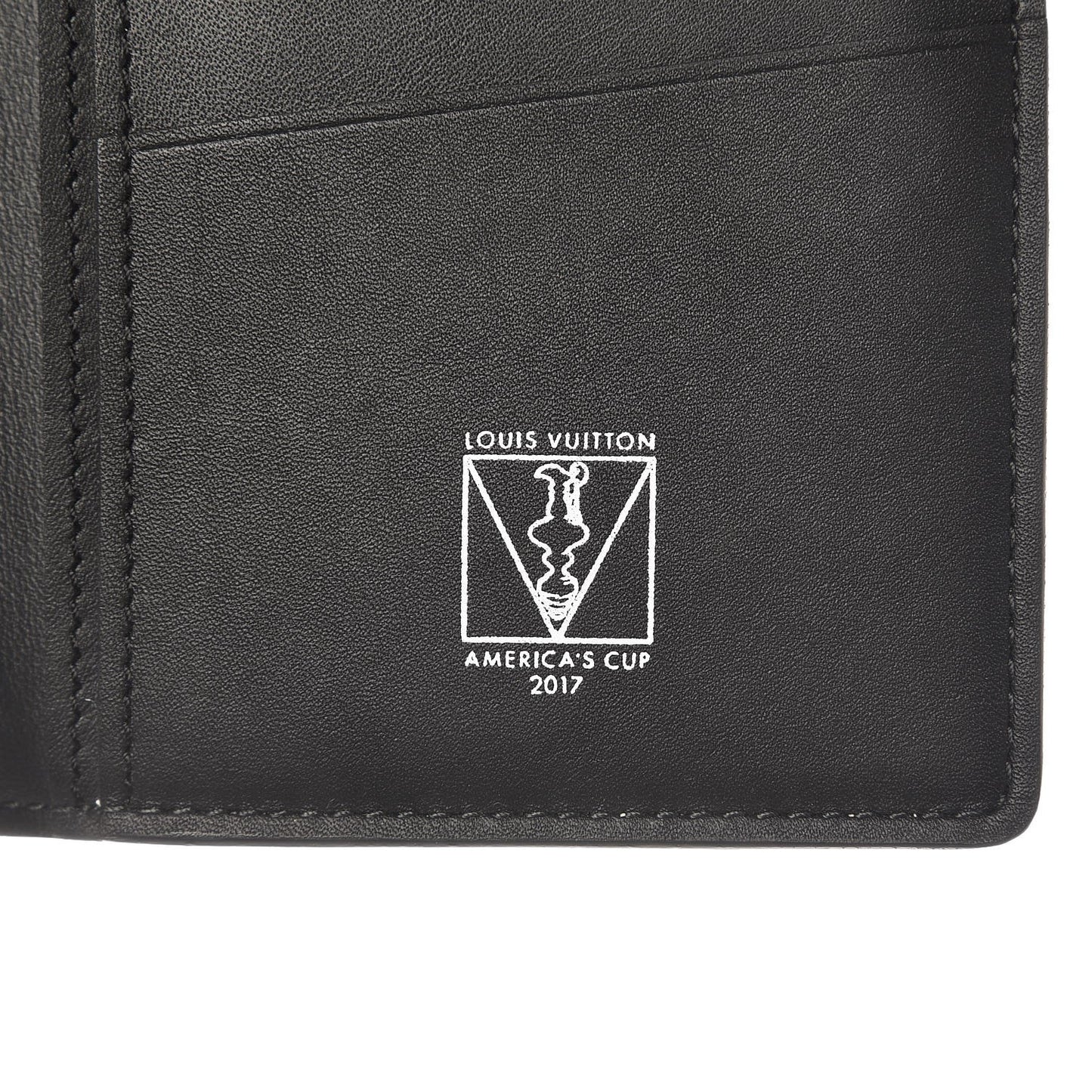 Damier Cobalt America's Cup Brazza Wallet Organizer