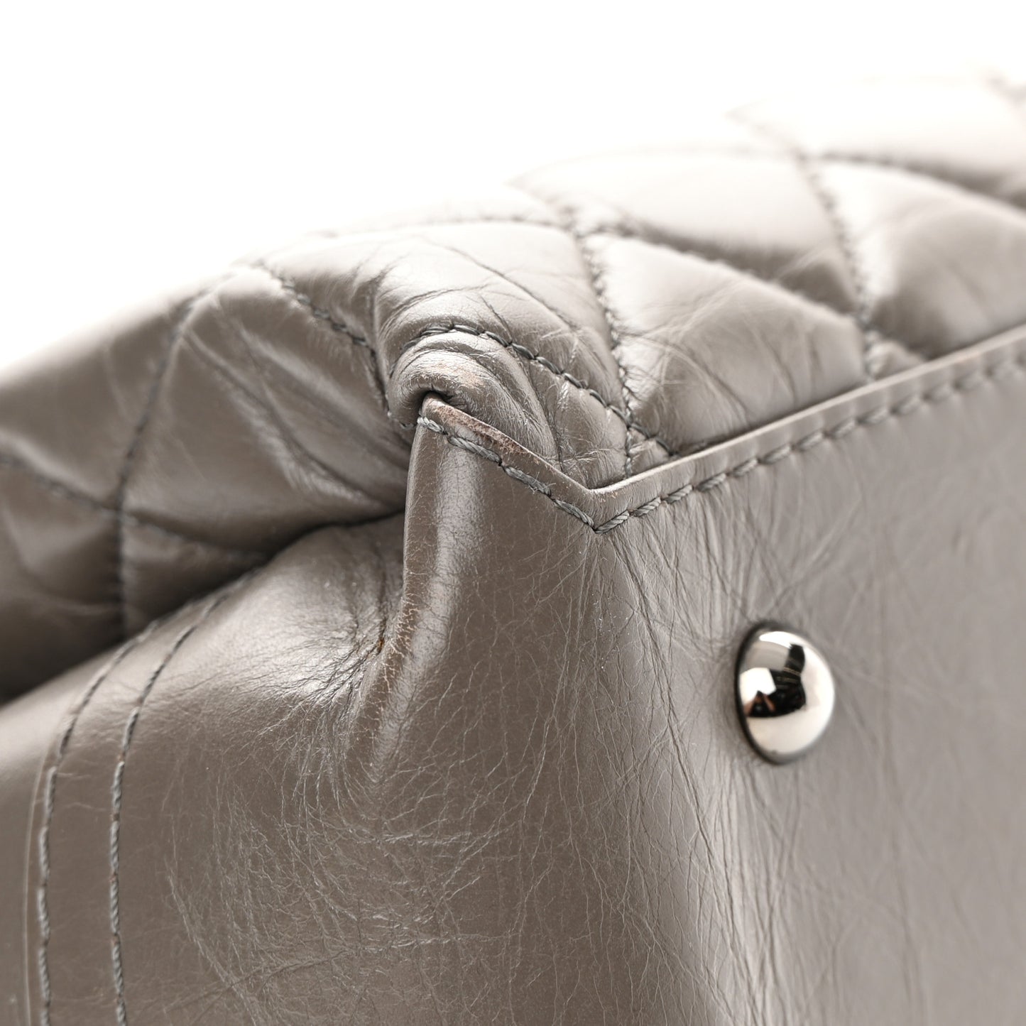 Aged Calfskin Medium Lady Pearly Flap Grey
