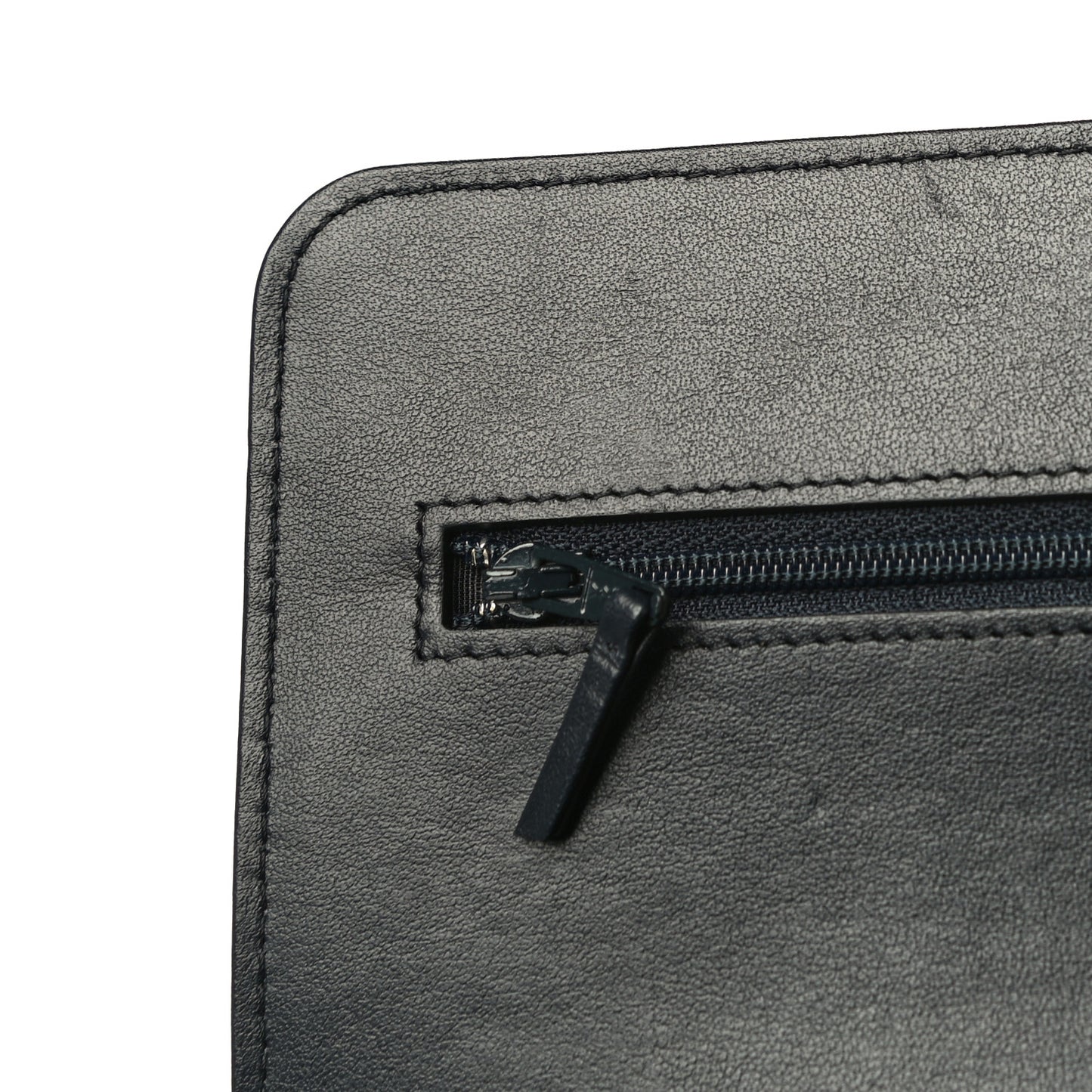 Caviar Quilted Boy Wallet On Chain WOC Navy