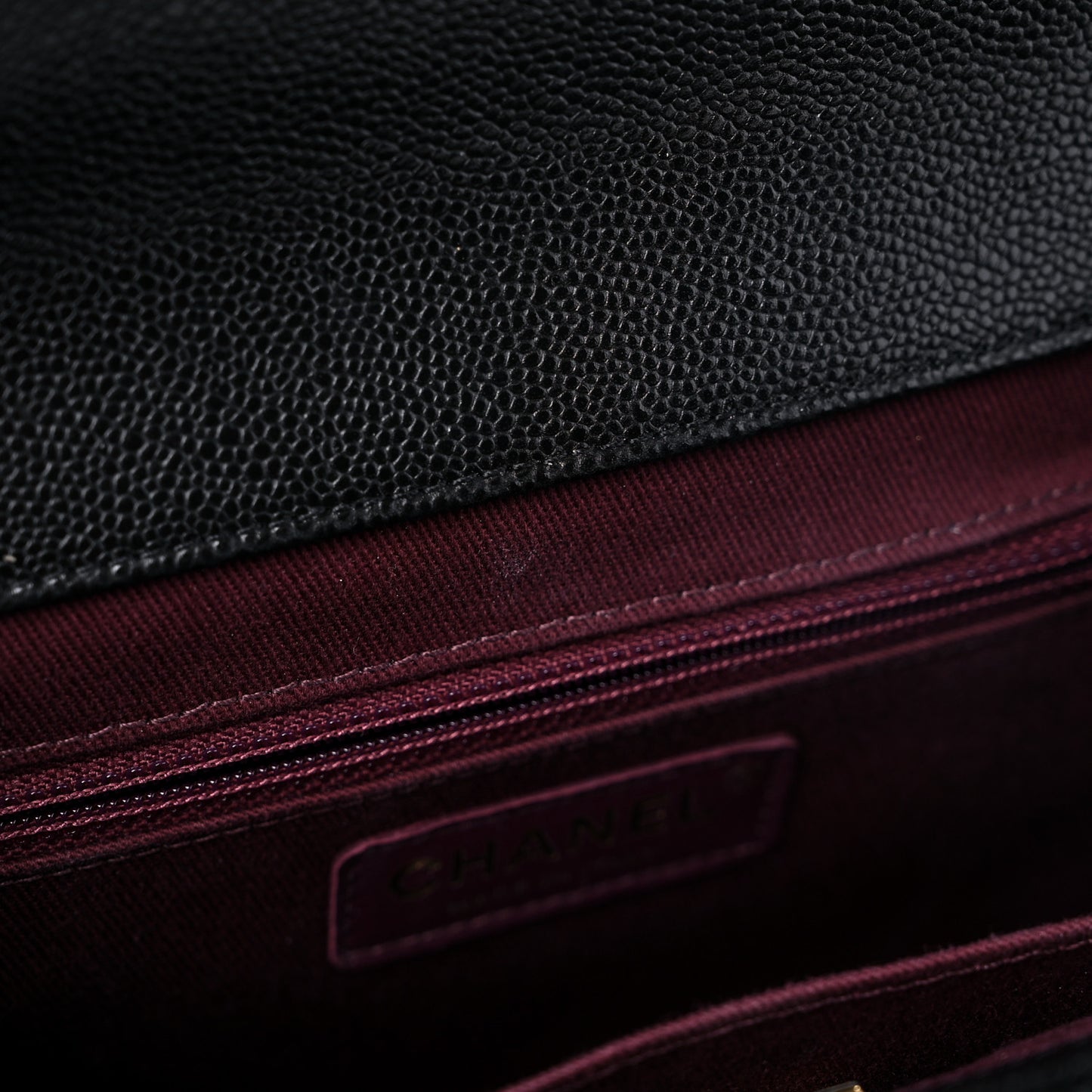 Caviar Quilted Medium Business Affinity Flap Black