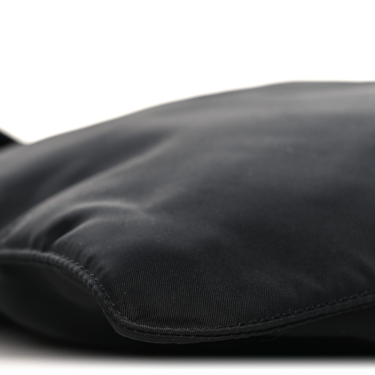 Nylon Vela Flat Messenger Bag Black