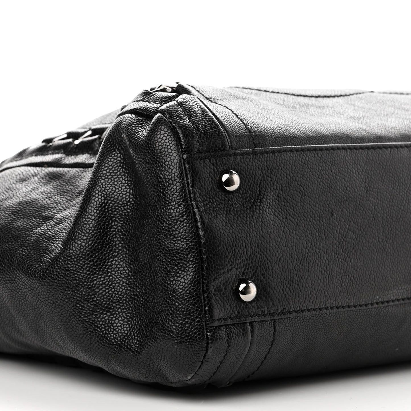 Glazed Caviar Modern Chain Tote Black