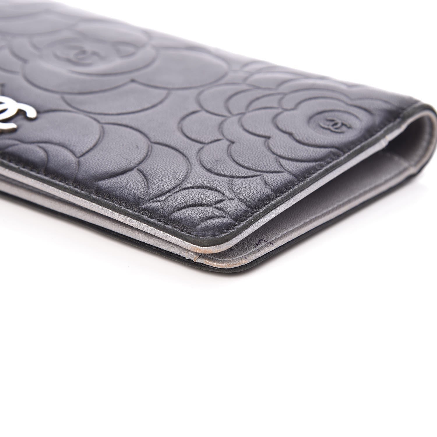 Chanel Lambskin Camellia Embossed Yen Wallet Black 20 of 22