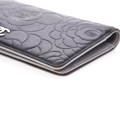 Chanel Lambskin Camellia Embossed Yen Wallet Black 20 of 22